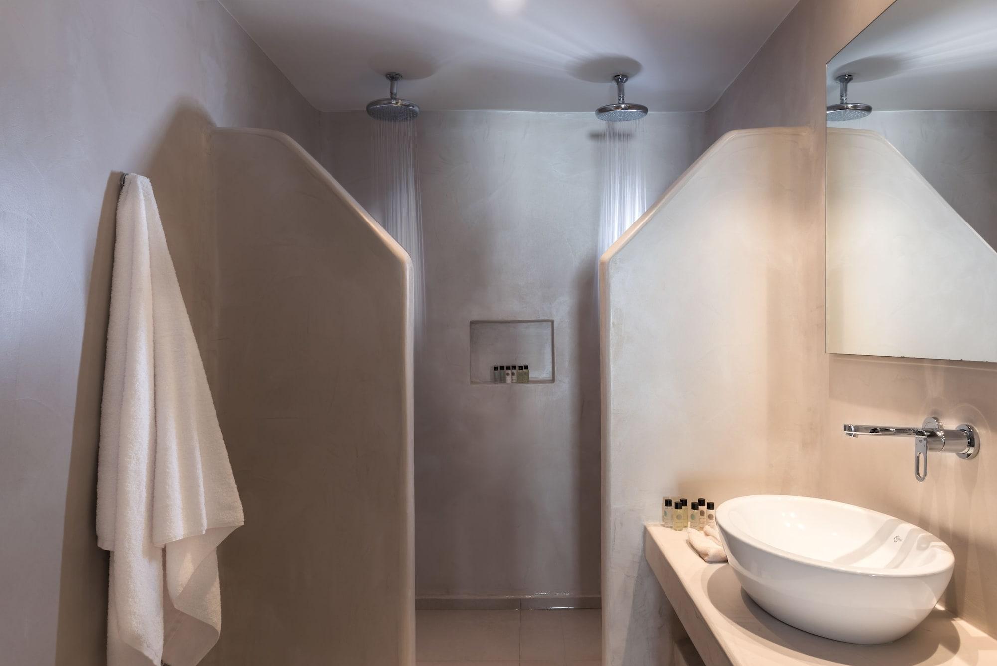 Strogili Hotel - Adults Only Камарі Екстер'єр фото